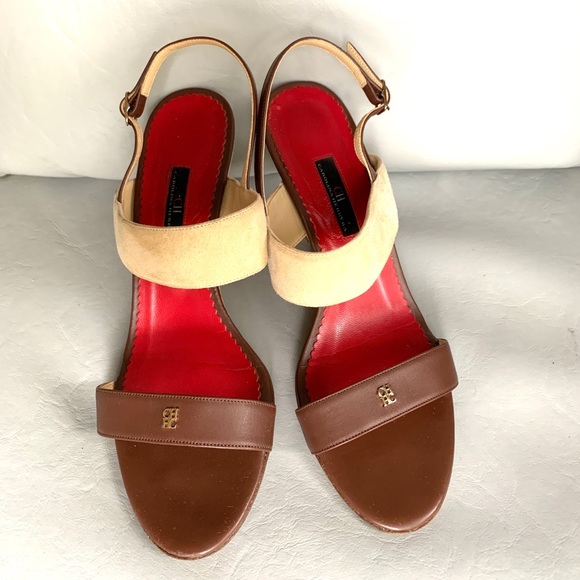 Carolina Herrera Natural suede Ankle Strap Wedge - Picture 2 of 15